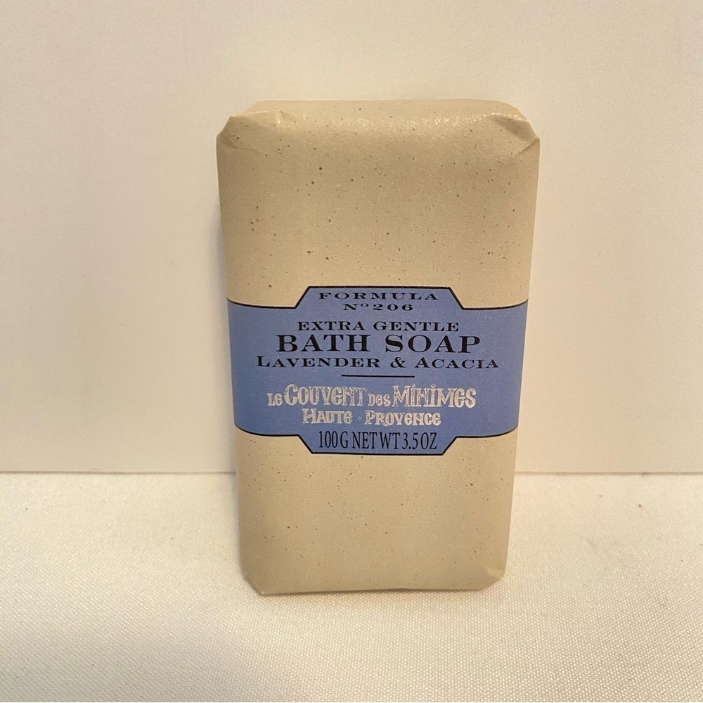 Avon Shower Brush/ Exfoliation Mitt/ Skin So Soft/ Naturals Shower Gel/ Soaps - Picture 13 of 15